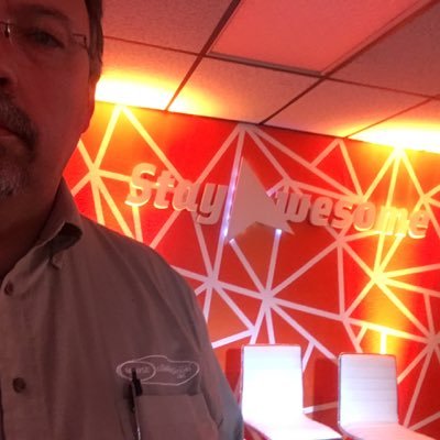 Profile Picture of Robert Shoff (@ShoffRobert) on Twitter