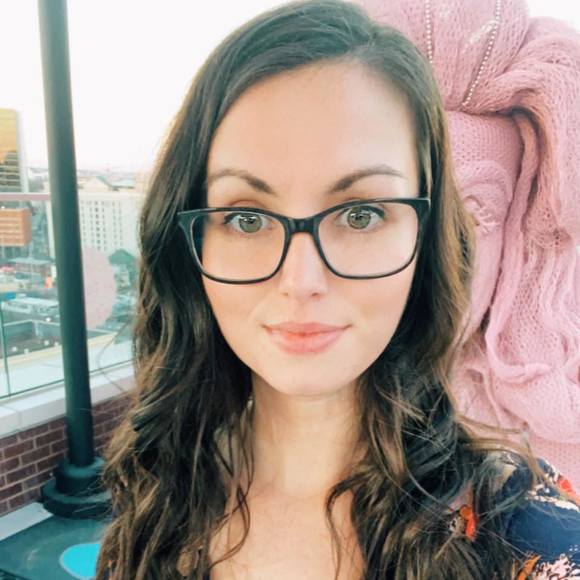 Profile Picture of Jacquelyn Chapman (@jjchap21) on Poshmark