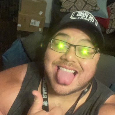 Profile Picture of RICHARD BENAVIDES (@RICHARD38290753) on Twitter