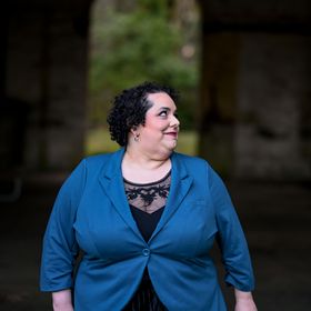 Profile Picture of Coral Moore (@coralmoore927) on Pinterest