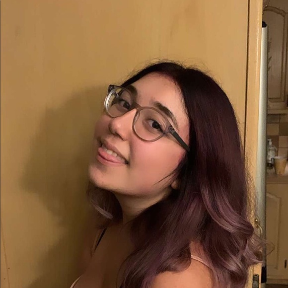 Lucie Soussana - Poshmark Profile Picture of Lucie Soussana (@luciesoussana) on Poshmark