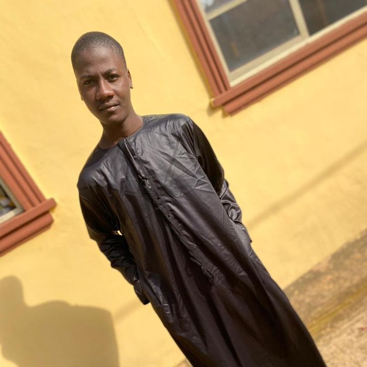 Profile Picture of Larry Porsche (@larry.porsche) on Tiktok