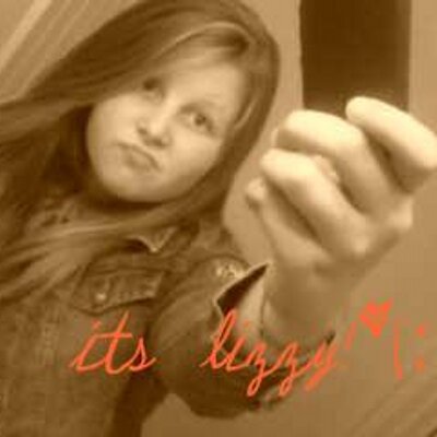 Profile Picture of Elizabeth Braswell (@LizzyBraswell) on Twitter