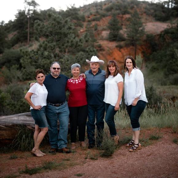 Profile Picture of Angela Gertschitz (@joemrg) on Poshmark