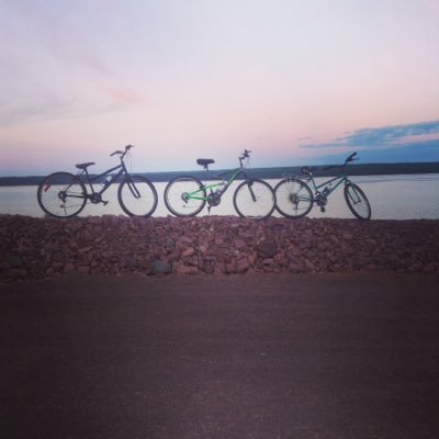 Profile Picture of Cody (@cody_burt1) on Twitter