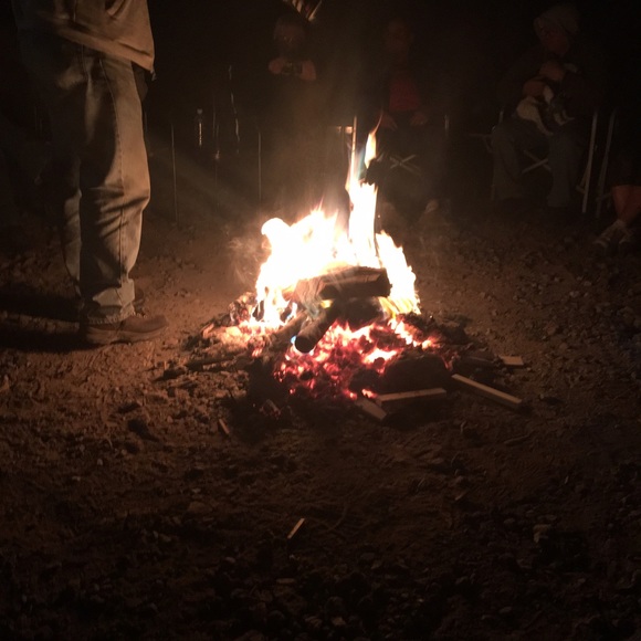 Profile Picture of Lisa Roedel (@lroedel) on Poshmark