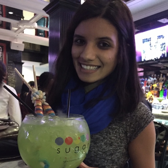 Profile Picture of Shimoli Shah (@sshah7) on Poshmark