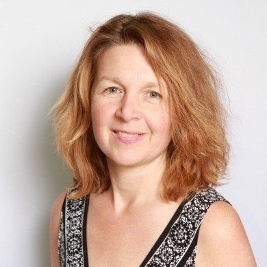 Profile Picture of Elizabeth Johnson (@ESJohnsonPutney) on Twitter
