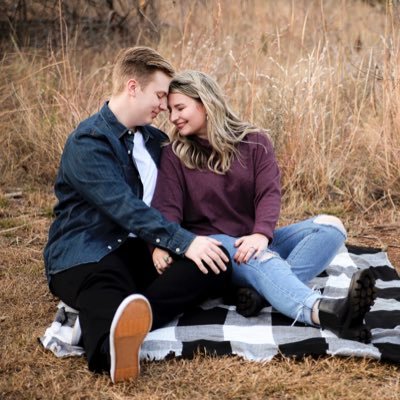 Profile Picture of Rachel (@rachel7gates) on Twitter