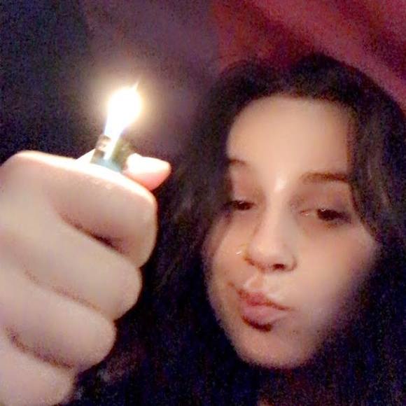 Profile Picture of Brianna Coulombe (@briannacoulombe) on Poshmark
