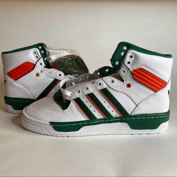 Profile Picture of Beauford Holmes (@beaufordholmes) on Poshmark