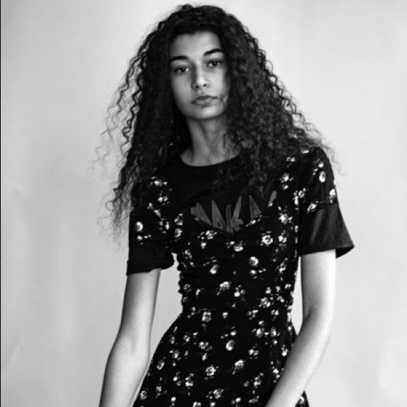 Profile Picture of Savannah Leach (@savlcloset) on Poshmark