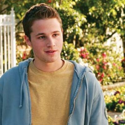 Profile Picture of Andrew Van De Kamp (@andrewvandekamp) on Twitter