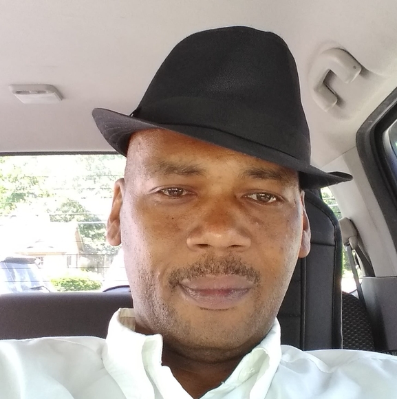 Profile Picture of Gregory Blount (@gregoryblount) on Poshmark