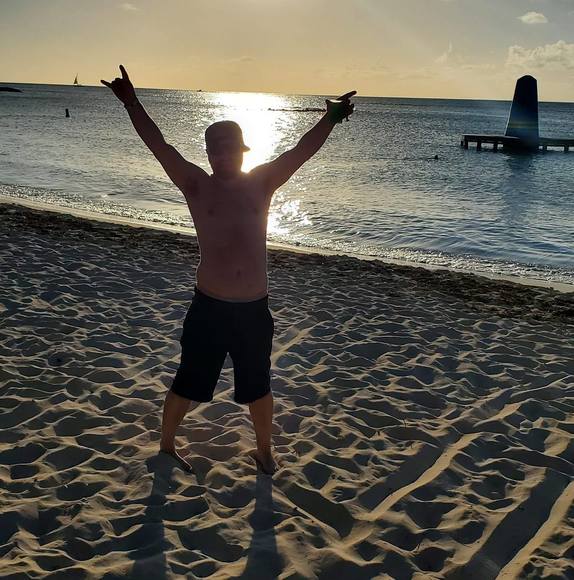 Andrew Welcome - Poshmark Profile Picture of Andrew Welcome (@andrewwelcome24) on Poshmark