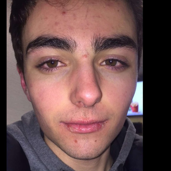 Profile Picture of Gavino Maschmeyer (@maschman) on Poshmark