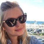 Profile Picture of Shelly P. (@brushesandbutter) on Instagram