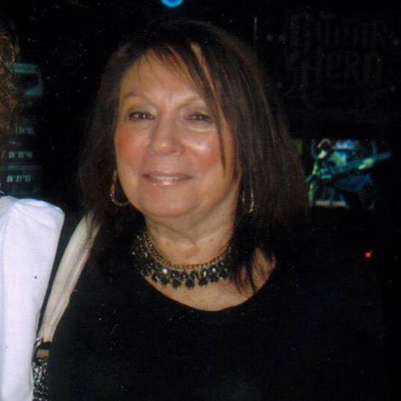 Joyce Friedman sheff - Poshmark Profile Picture of Joyce Friedman sheff (@juices321) on Poshmark