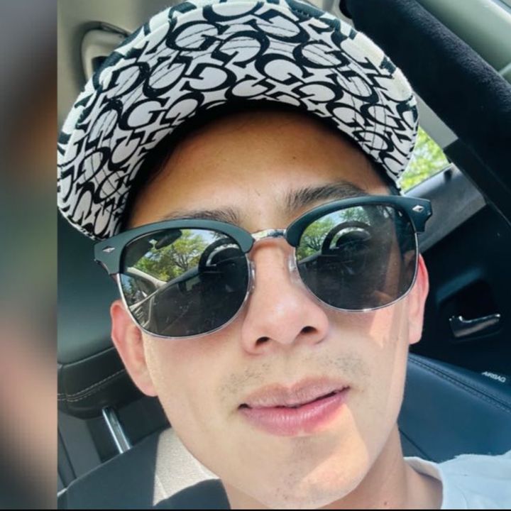 Profile Picture of Renatelo (@renatelo36) on Tiktok