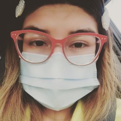 Profile Picture of Génesis González (@gedenisse) on Twitter