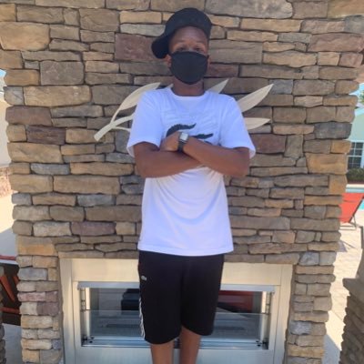 Profile Picture of  💸TJ 💸 (@TorrenceSmithJ1) on Twitter