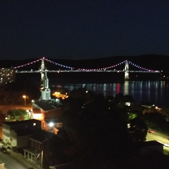 Profile Picture of Billiejo Terentino (@beee932) on Poshmark