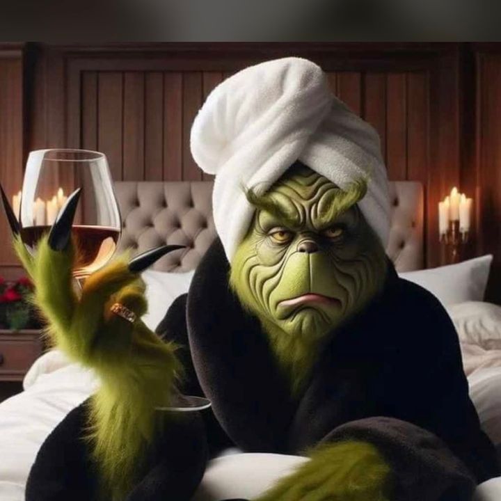 Profile Picture of elisa_black (@lisa13fox) on Tiktok