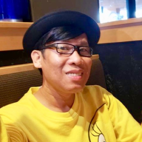 Profile Picture of Alex Mojado (@alexmojado) on Poshmark