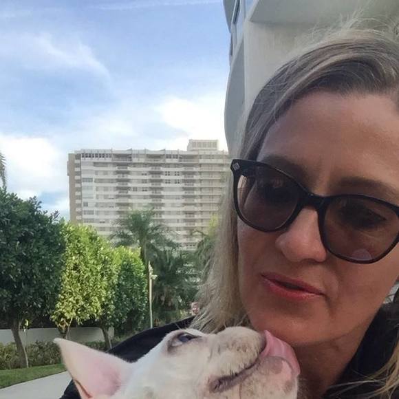 Profile Picture of Yuliya Kravets (@kravetsy) on Poshmark