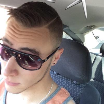 Profile Picture of Chris Ouellette (@chris_o23) on Twitter