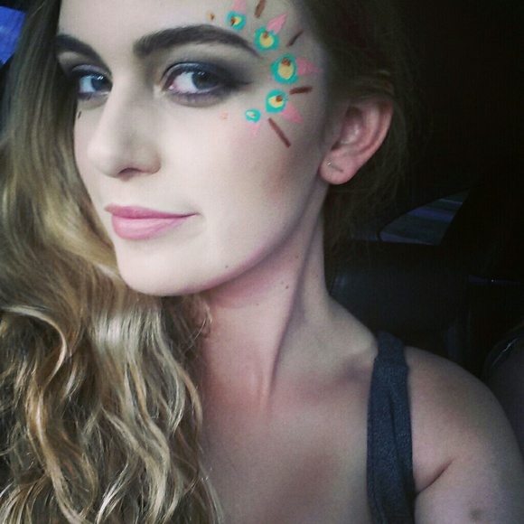 Profile Picture of Monet Hale (@monethale) on Poshmark