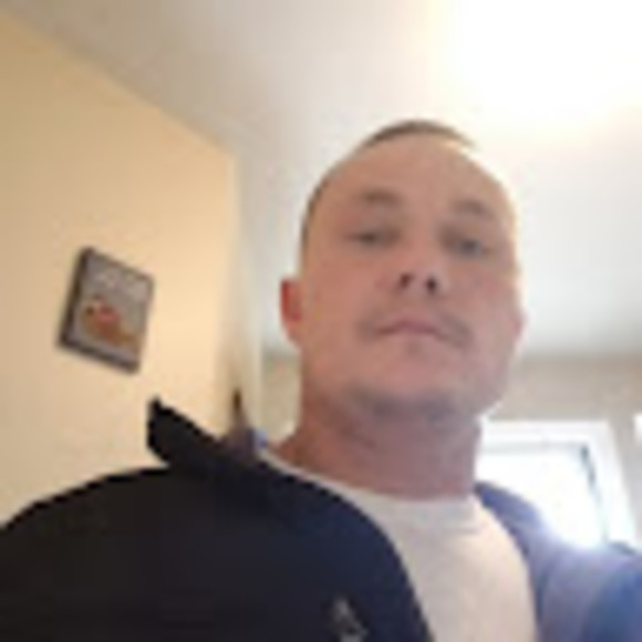 Profile Picture of Jeremy Osterhout (@osterhout30) on Poshmark