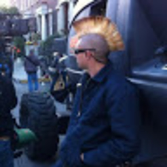 Profile Picture of Chris Mayhugh (@mayh0use) on Poshmark