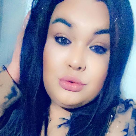 Profile Picture of Skyy Manuel (@skyy_1220) on Poshmark