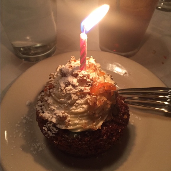 Profile Picture of Izibelle Vavra (@izibelle25) on Poshmark