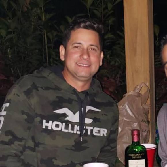 Profile Picture of Alexander Garzon (@garzon_vkr) on Poshmark