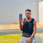 Profile Picture of Lee Père L'argent (@Lee-Père-Largent) on Facebook