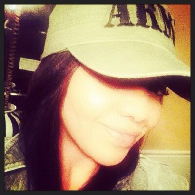 Profile Picture of Latoya Curry-jones (@LaToyaonline) on Twitter