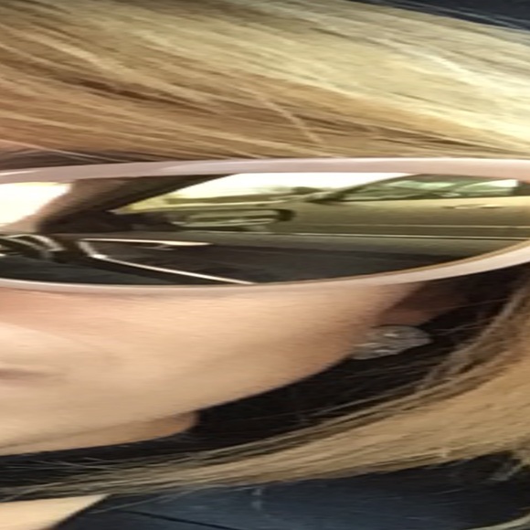 Profile Picture of Elizabeth Beardslee (@2elisab6) on Poshmark