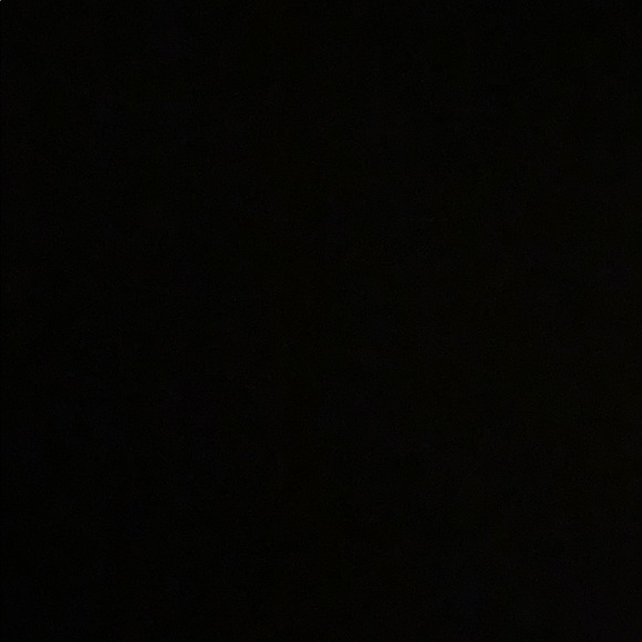 Profile Picture of Amber Alster (@ambershea2) on Poshmark