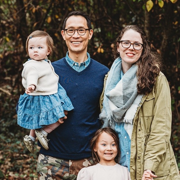 Profile Picture of Joshua Chiu (@jschiu79) on Poshmark