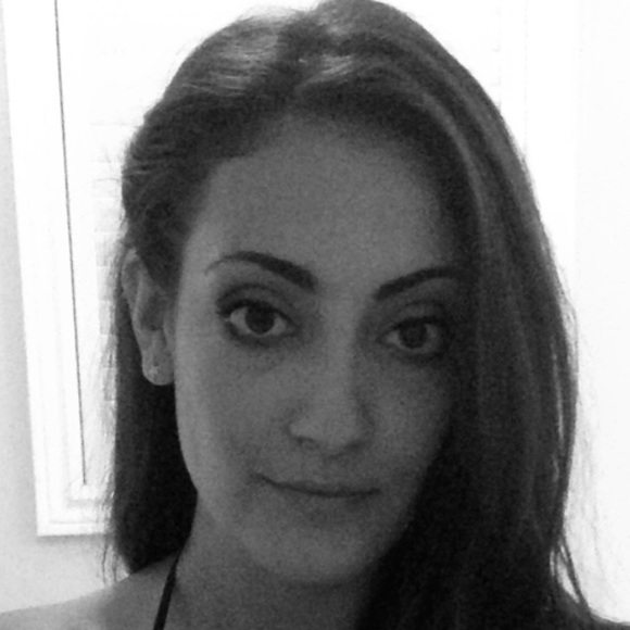 Profile Picture of Jessica Van gemert (@jvangem) on Poshmark