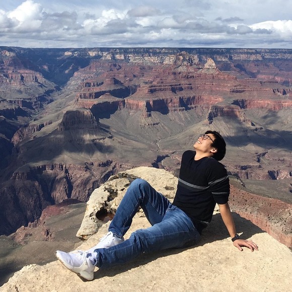 Profile Picture of Nam Nguyen (@namnguyen284) on Poshmark