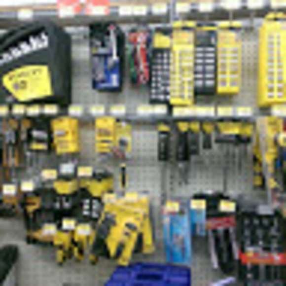 Profile Picture of Nguyen Cuong (@vanessa858712) on Poshmark