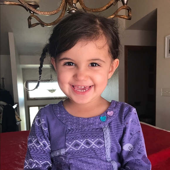 Sarah Sadeghi - Poshmark Profile Picture of Sarah Sadeghi (@freezing2014) on Poshmark