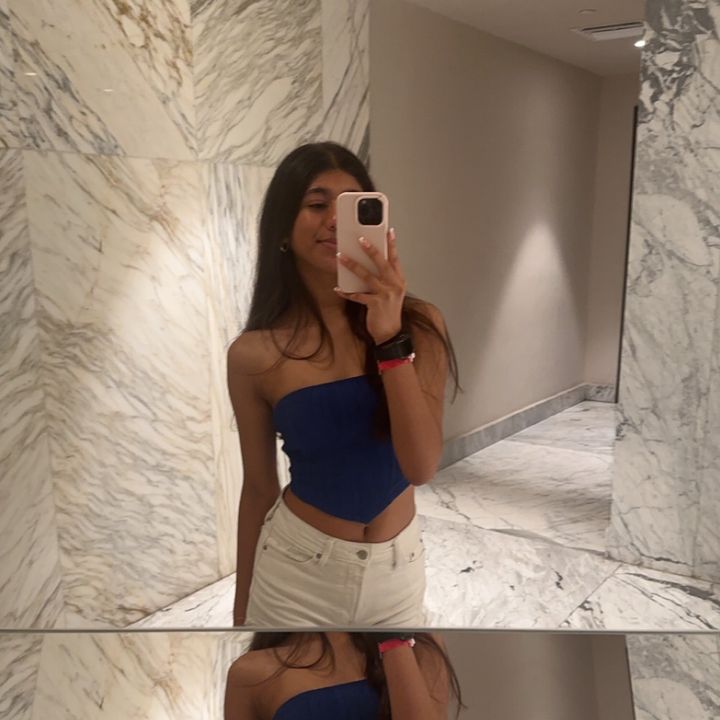 Profile Picture of sim (@simoni.p) on Tiktok