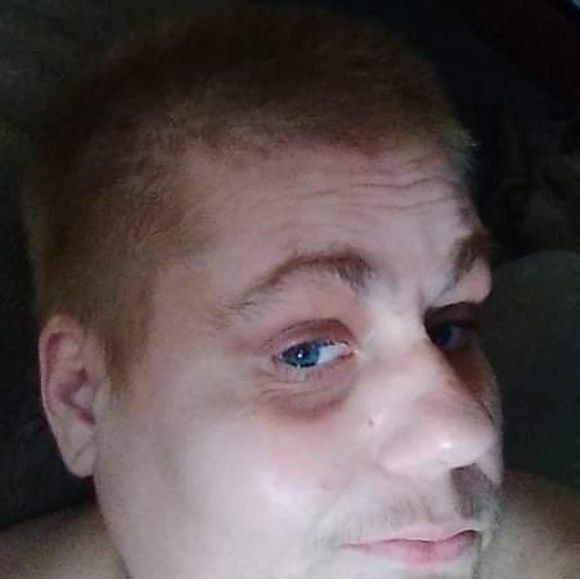 Profile Picture of Jaycob Lee (@jlee30612) on Poshmark