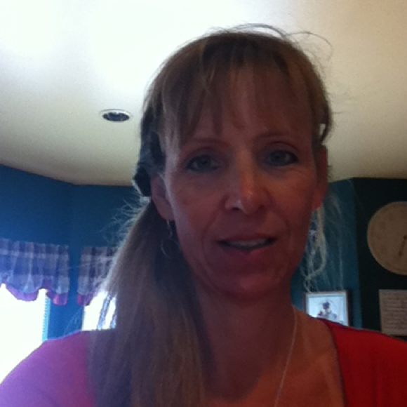 Profile Picture of Amy Higgins (@amyhiggins1966) on Poshmark