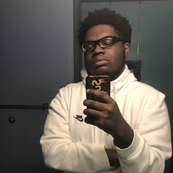 Profile Picture of Demetrius Mack (@aesopmack1) on Poshmark