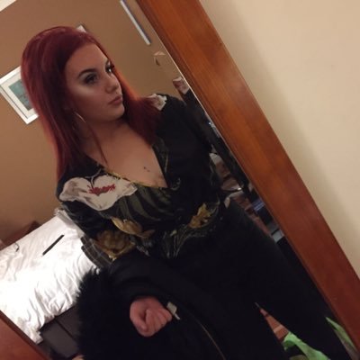 Profile Picture of Chloe Heffron (@heffron_chloe) on Twitter